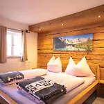 Loya Wild32 Διαμέρισμα